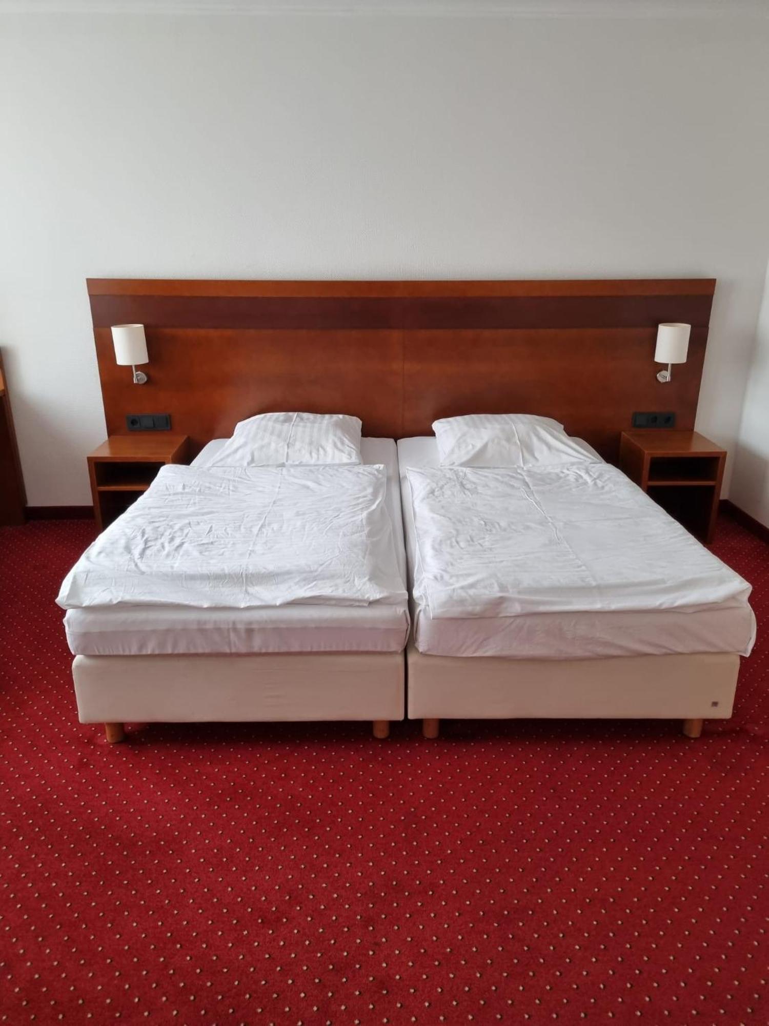 Hotel Am Rosenpark Аахен Екстер'єр фото