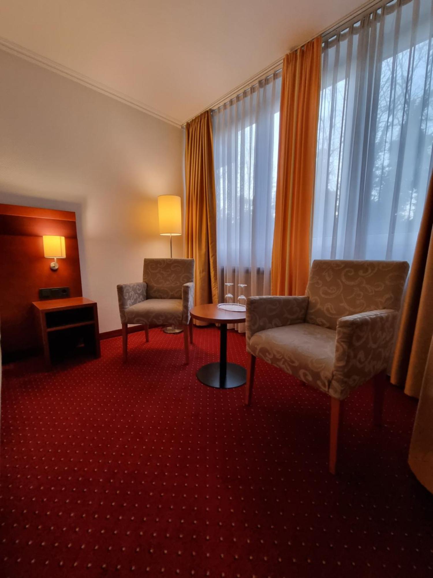 Hotel Am Rosenpark Аахен Екстер'єр фото